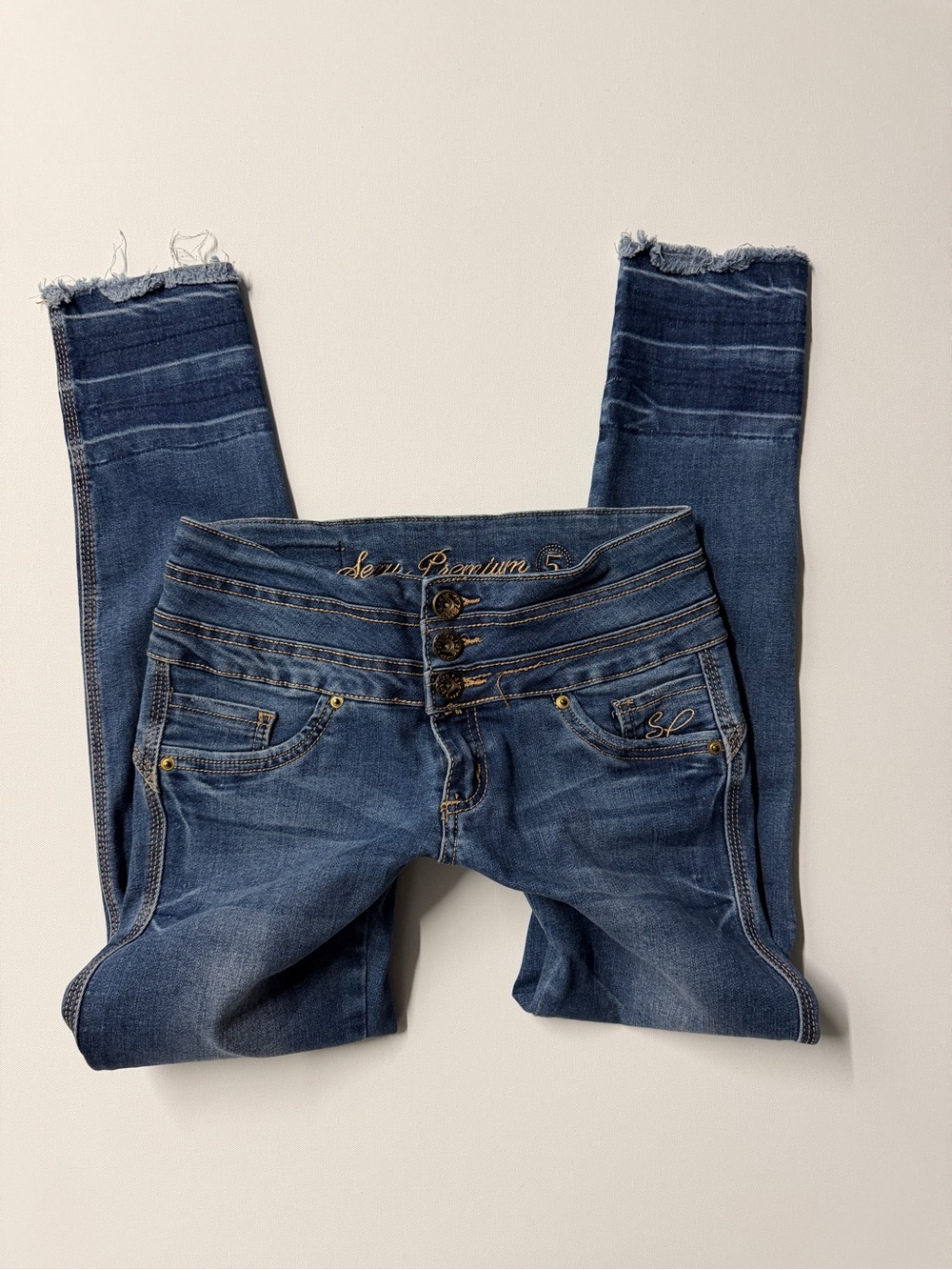 Y2K 2000’s vintage low rise skinny jeans in navy